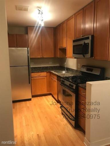 Main picture of 625 W Wrightwood Ave Apartments