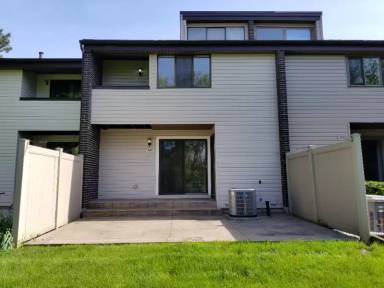 Main picture of 807 Red Fern Ct
