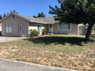 Main picture of 7415 Circle Dr
