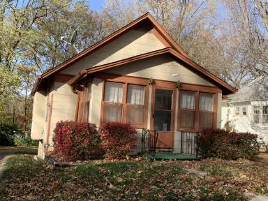 Main picture of 922 S Liberty St