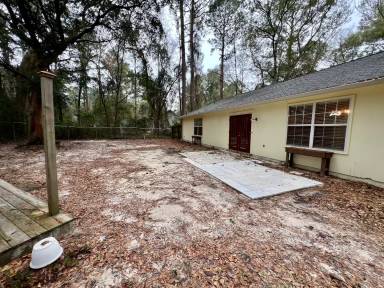 Main picture of 8653 Oak Forest Trl