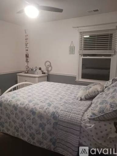 Main picture of 14408 W 123rd Ter