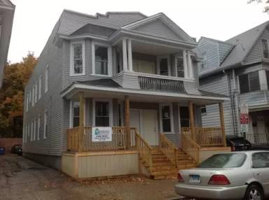 Main picture of 128 Greenwood St