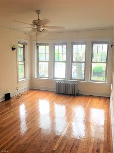 Main picture of 2154 W Chase Ave