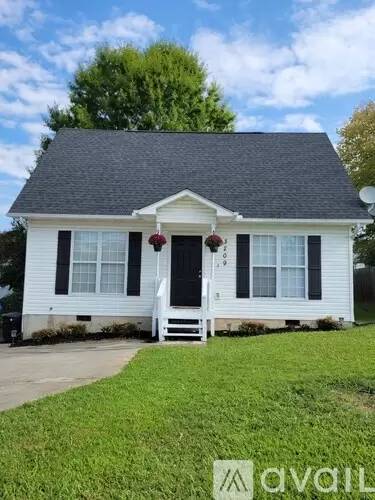 Main picture of 3201 20th St NE