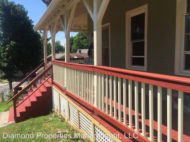 Main picture of 7 Rockwood Ave