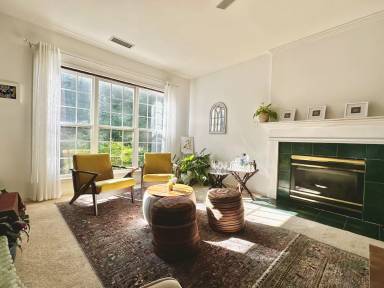 Main picture of 8830 Fieldcroft Dr