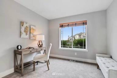 Main picture of 5407 21st Avenue Ct NE