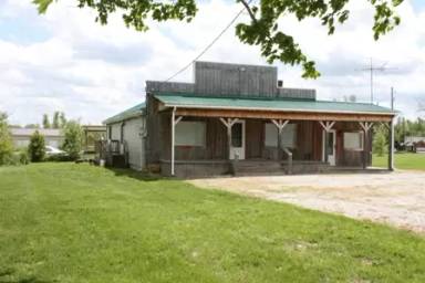 Main picture of 2904 Greensburg Rd