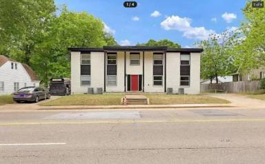 Main picture of 1073 N Highland Ave