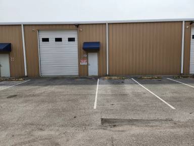 Main picture of 834 Carswell Ave