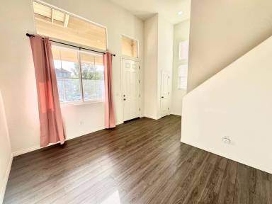 Main picture of 814 Bay Leaf Dr