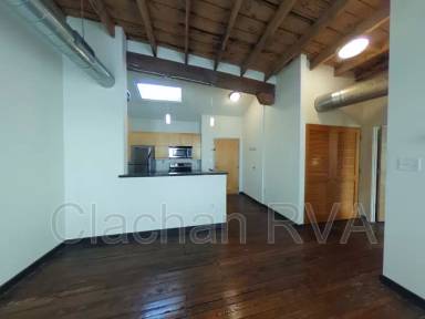 Main picture of 1318 W Broad St