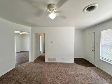 Main picture of 3101 Zephyr Rd