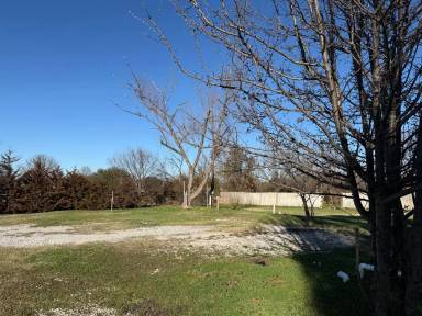 Main picture of 3130 N Cardinal Rd