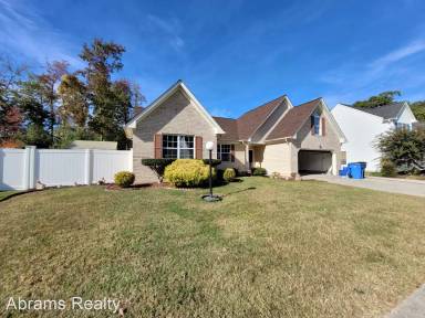 Main picture of 2927 Crossings Dr