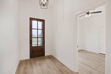 Main picture of 18778 County Road 1100