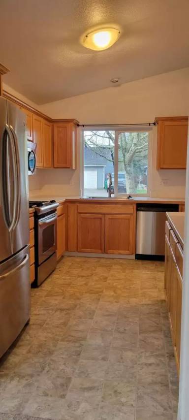 Main picture of 52832 NE 2nd St