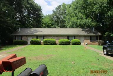 Main picture of 102 Sunny Hills Dr