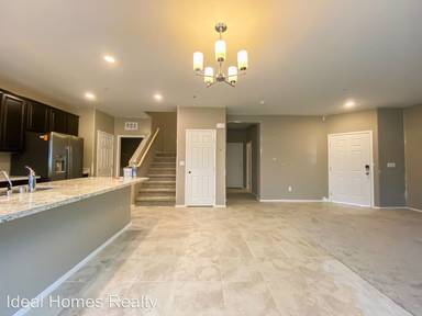 Main picture of 4495 Vigny St