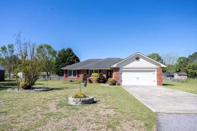 Main picture of 3340 Kim St