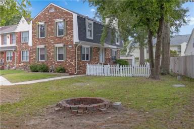 Main picture of 3122 Radcliffe Ln
