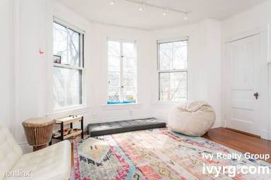 Main picture of 72 Cypress St