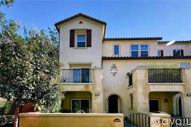 Main picture of 10403 Cherrylaurel Ct