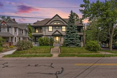 Main picture of 456 Lafayette Ave SE