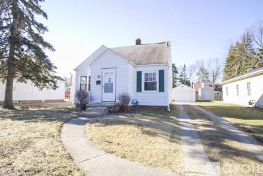 Main picture of 627 Carver Blvd