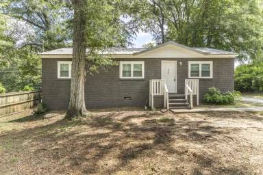 Main picture of 312 Johns Rd