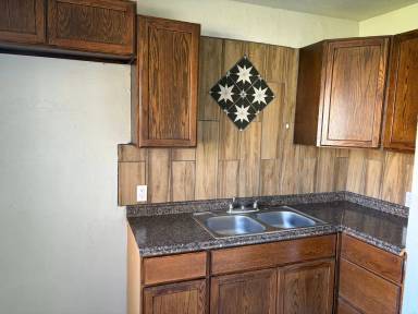 Main picture of 3919 SE 12th St