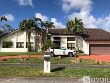 Main picture of 3040 SW 111th Ave