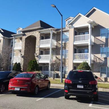 Main picture of 7108 W Friendly Ave
