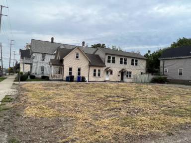 Main picture of 611 Jefferson Ave