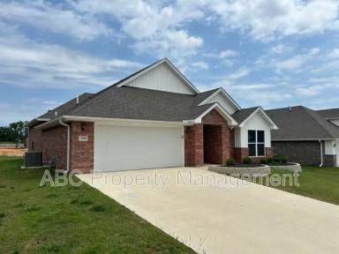 Main picture of 5360 Little Field Ave
