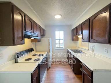 Main picture of 750 Hospital Rd