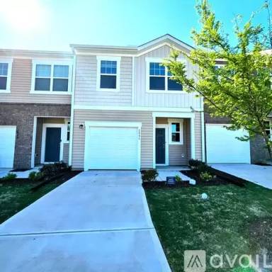 Main picture of 2006 Trailside Dr