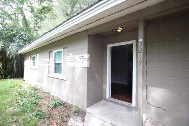 Main picture of 3219 NW 12th St