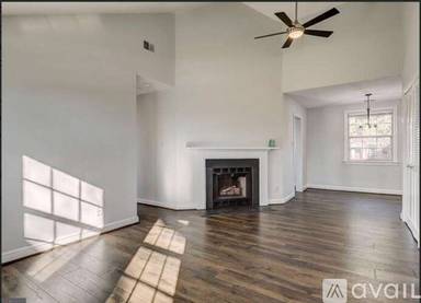 Main picture of 2701 Arlington Blvd