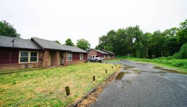 Main picture of 908 Edsel Ct