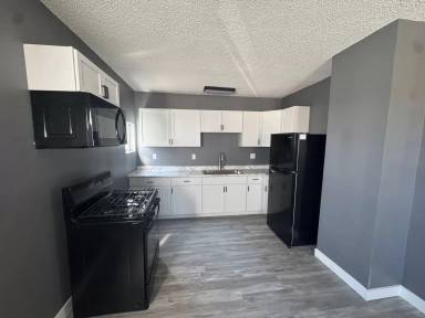 Main picture of 620 1st Ave