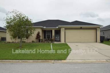 Main picture of 3020 Sugar Maple Ave