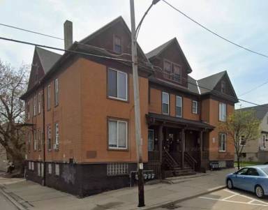 Main picture of 706 S 10th St