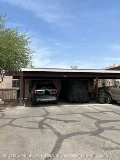 Main picture of 2901 S Palo Verde Ln
