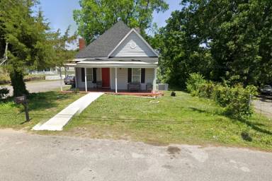 Main picture of 2301 Ocoee St