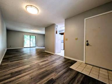 Main picture of 310 N 11th St