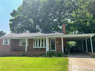 Main picture of 8412 Ravenswood Rd