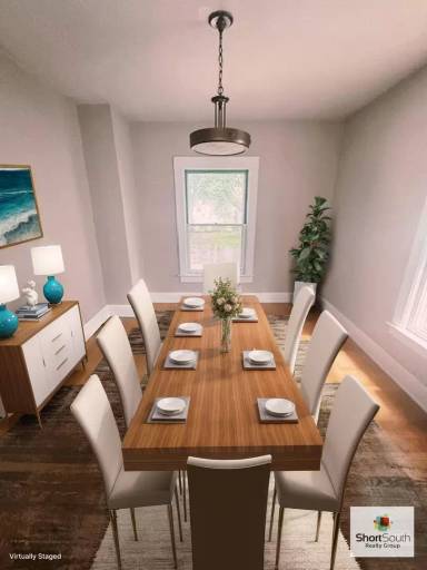 Main picture of 831 Watkins St SE