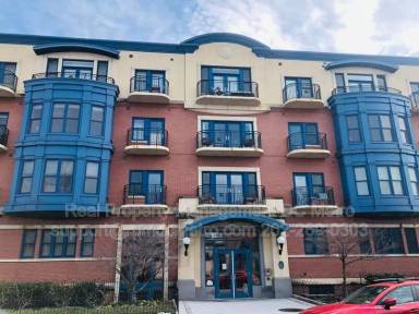 Main picture of 401 13th St NE